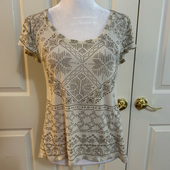 Lucky Brand cream & gold tee, Small - Picture 1 of 6